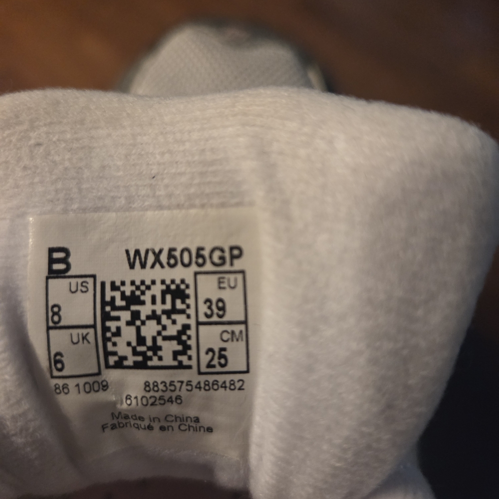 New Balance White and Pink Athletic Shoes - Picture 6 of 6